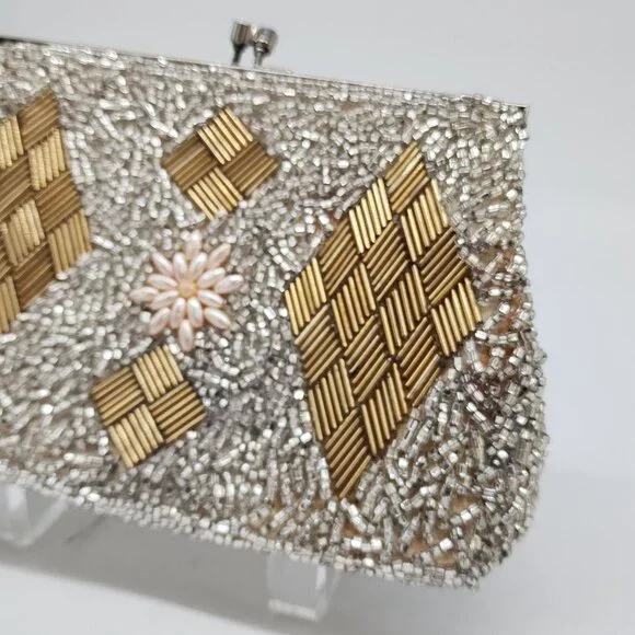 Vintage 1950's Silver Pearl Diamond Pattern Hand Beaded Evening Purse Clutch - Picture 3 of 12